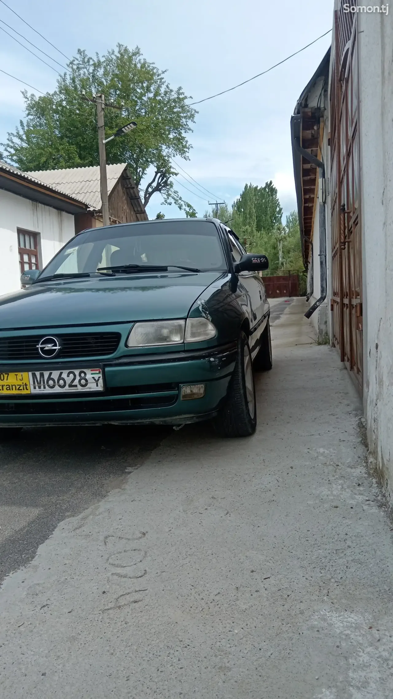 Opel Astra F 1995 · 1.6 MT