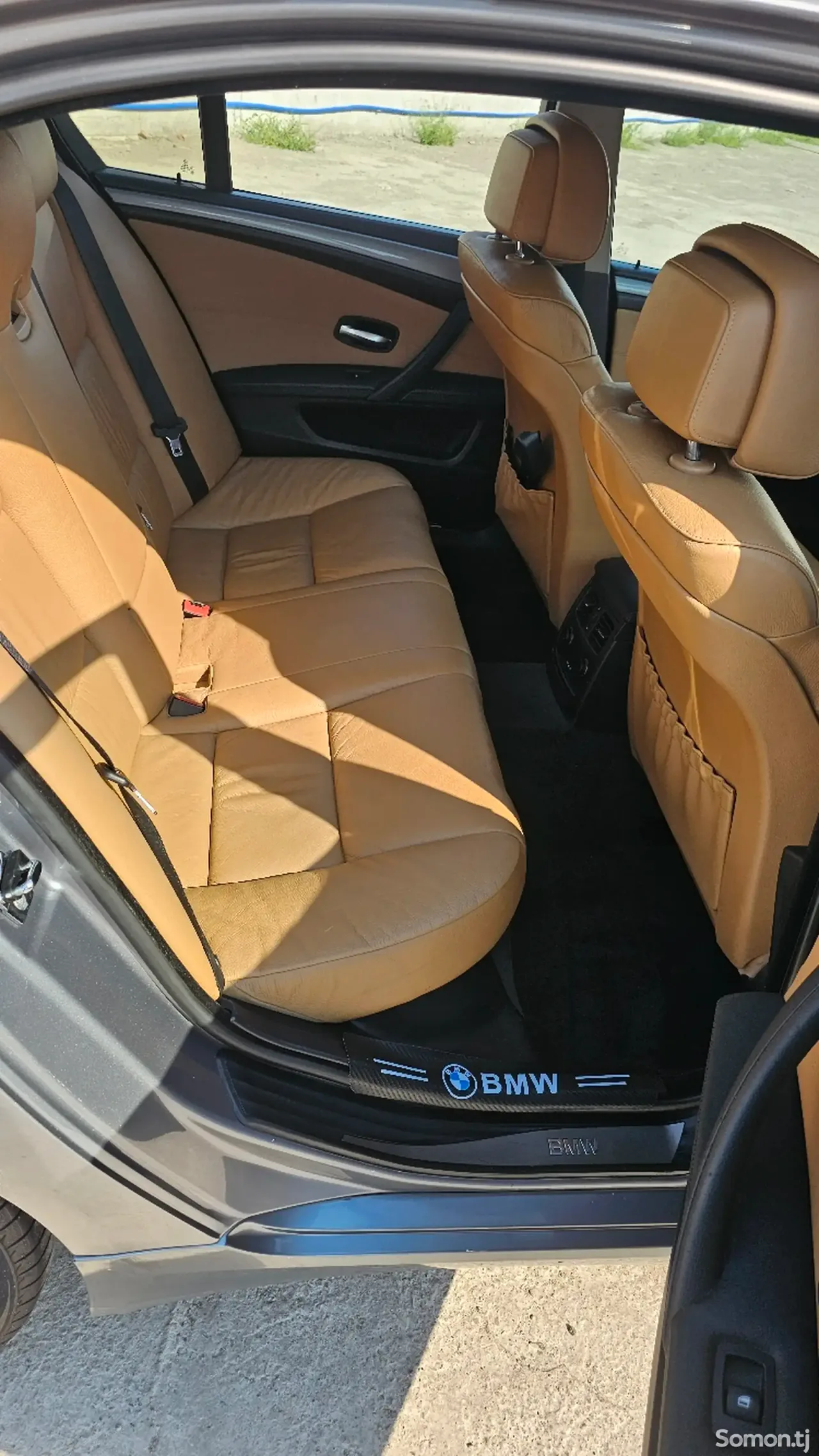 BMW 5 series 2009 · 2.0 AT
