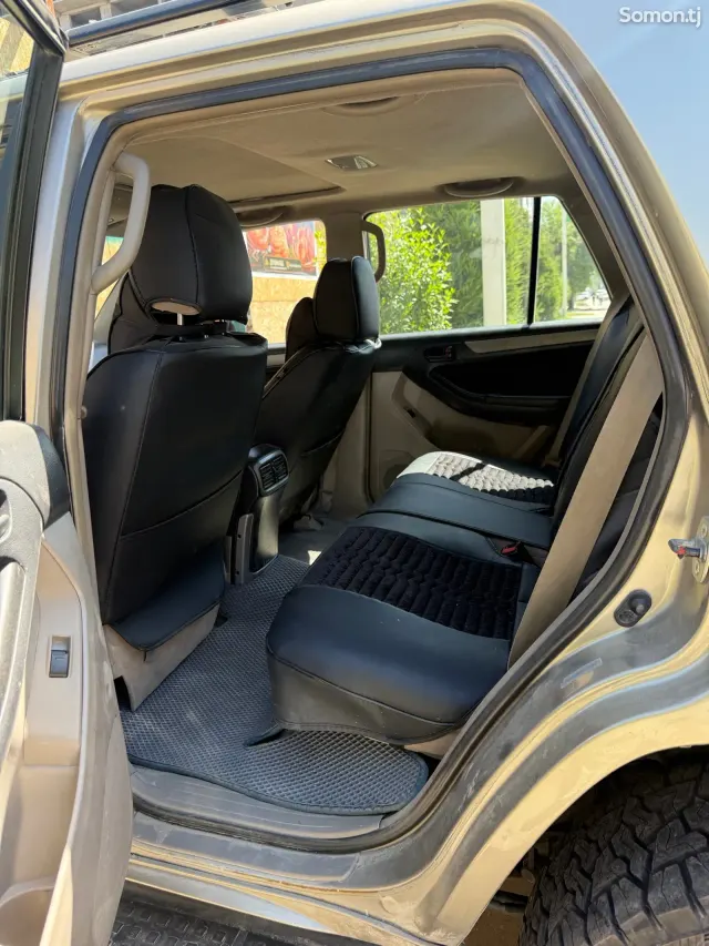 Toyota 4Runner 2005 · 4.0 AT