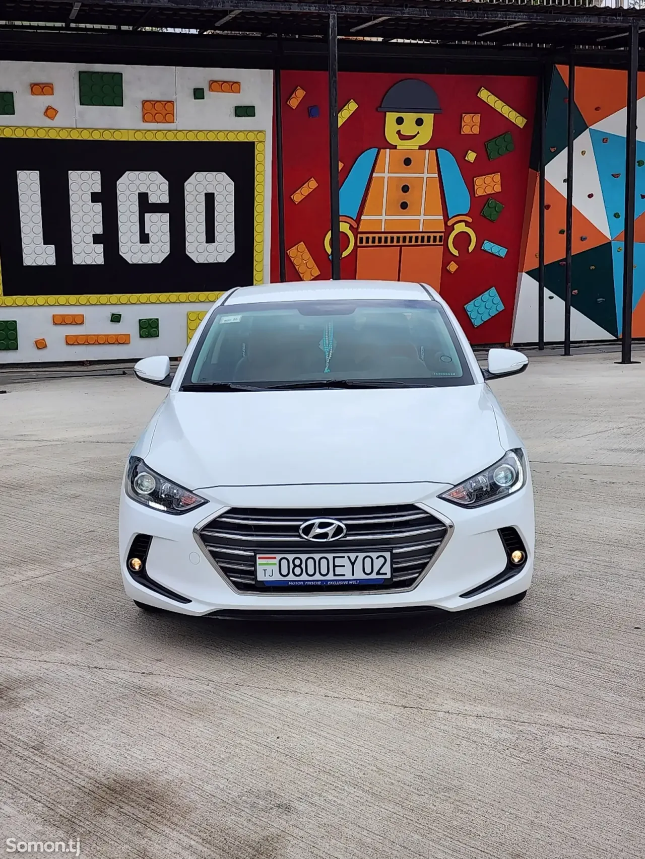 Hyundai Avante 2016 · 1.6 AT