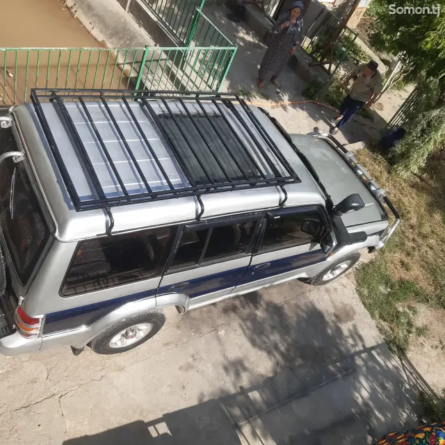 Mitsubishi Pajero 1996 · 2.9 MT
