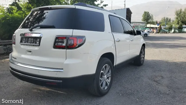 GMC Acadia 2015 · 3.6 AT