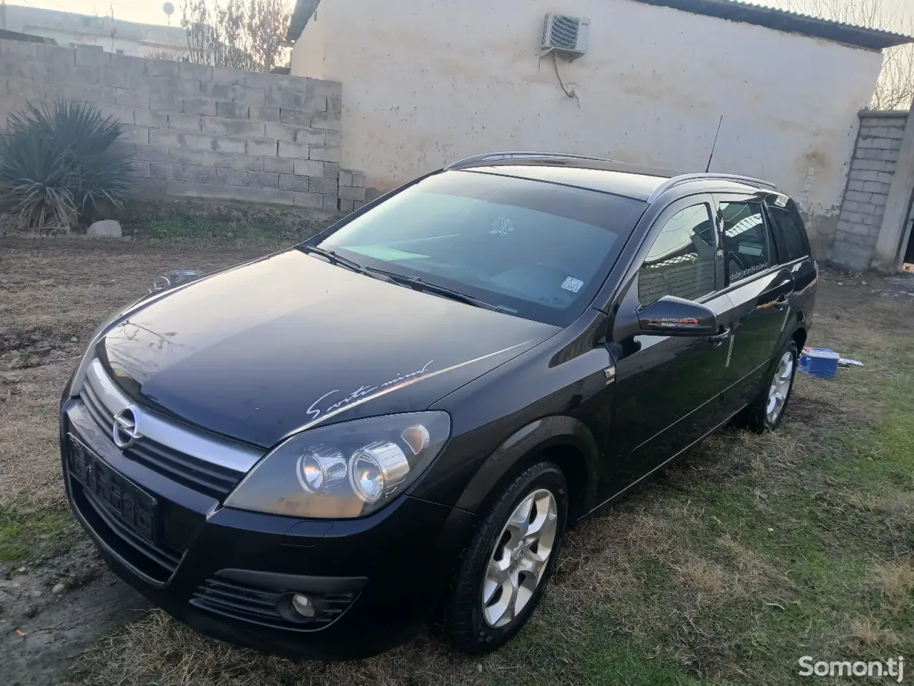 Opel Astra H 2006 · 1.6 MT