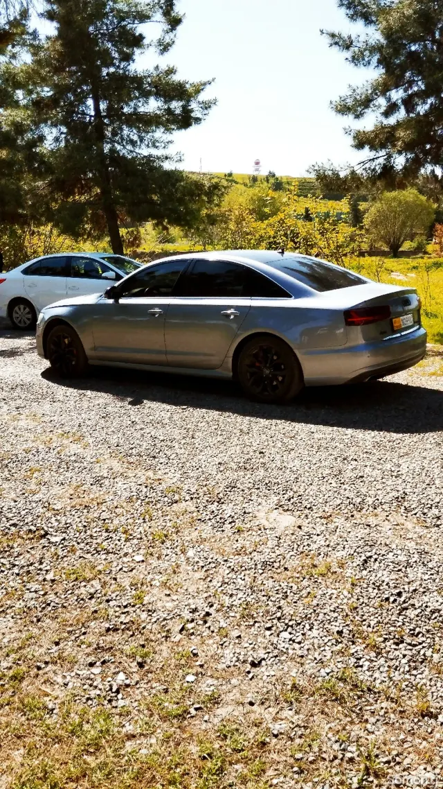 Audi A6 2015 · 2.0 AT