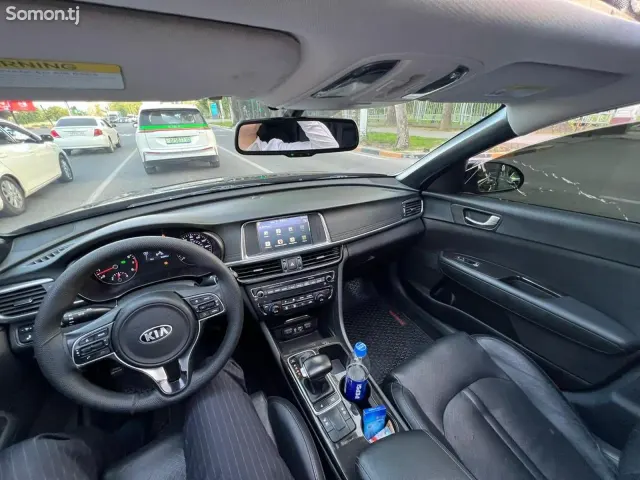 Kia Optima 2016 · 2.4 AT