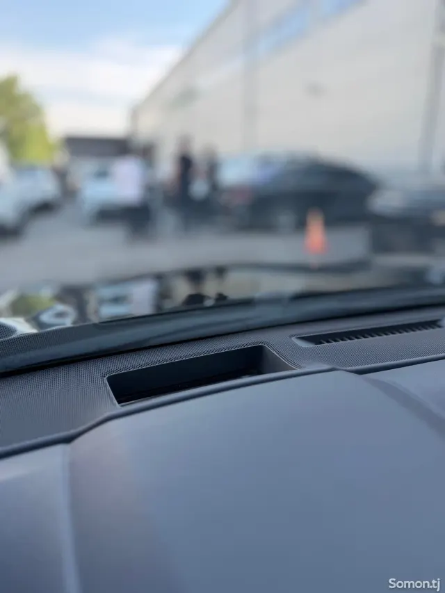 Toyota Avalon 2020 · 3.0 AT