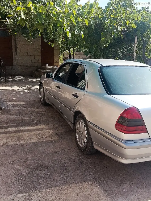 Mercedes-Benz A class 1998 · 1.8 MT