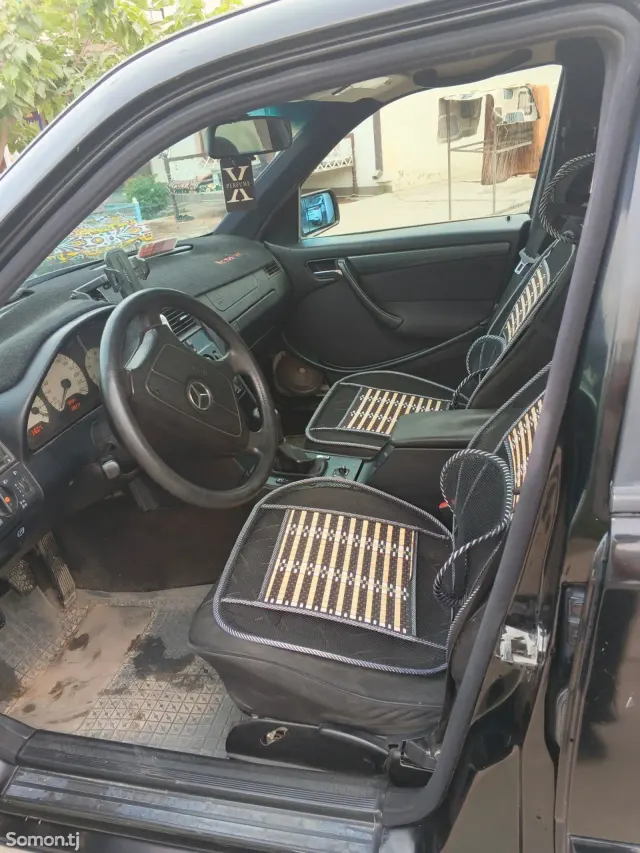 Mercedes-Benz C class 1998 · 1.8 MT