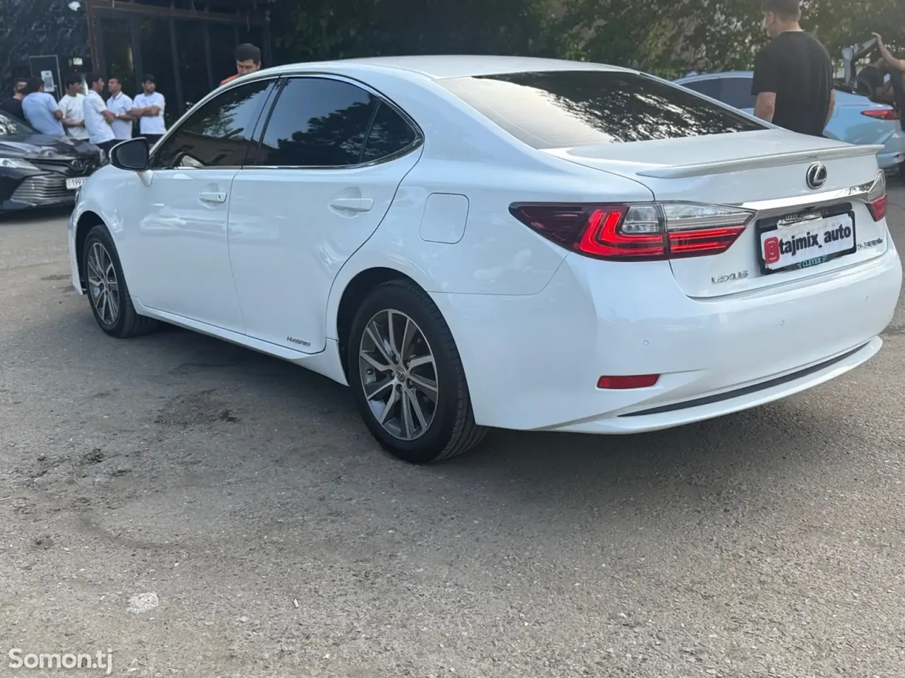 Lexus ES series 2018 · 3.0 AT