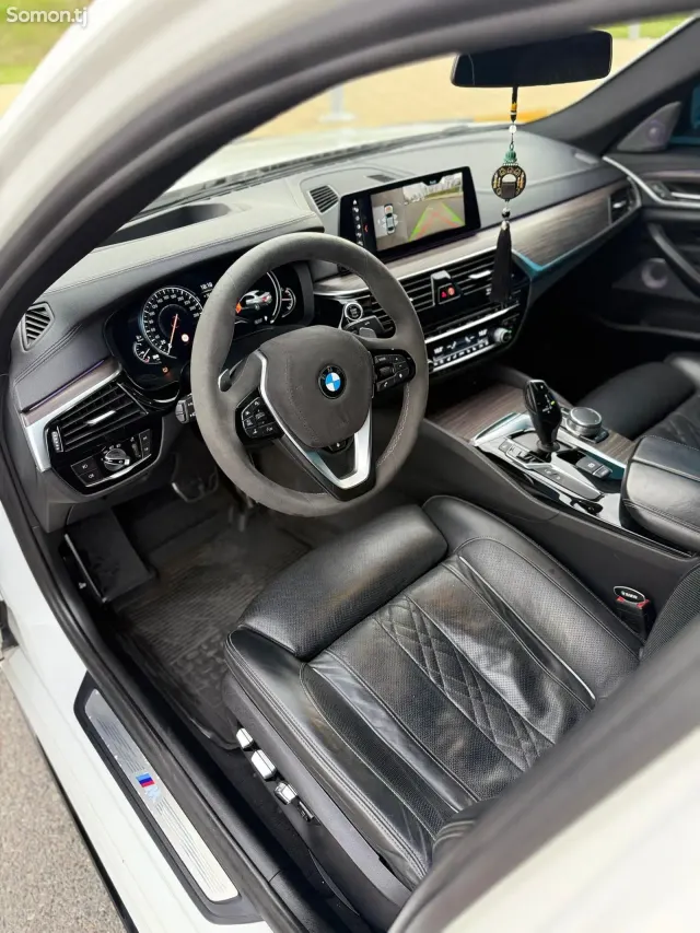 BMW 5 series 2017 · 2.0 AT