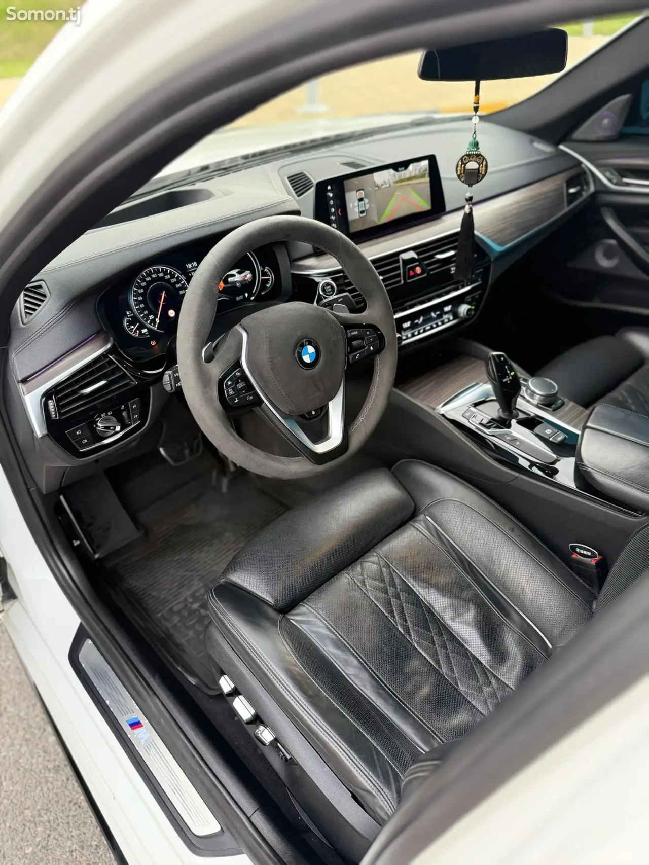 BMW 5 series 2017 · 2.0 AT