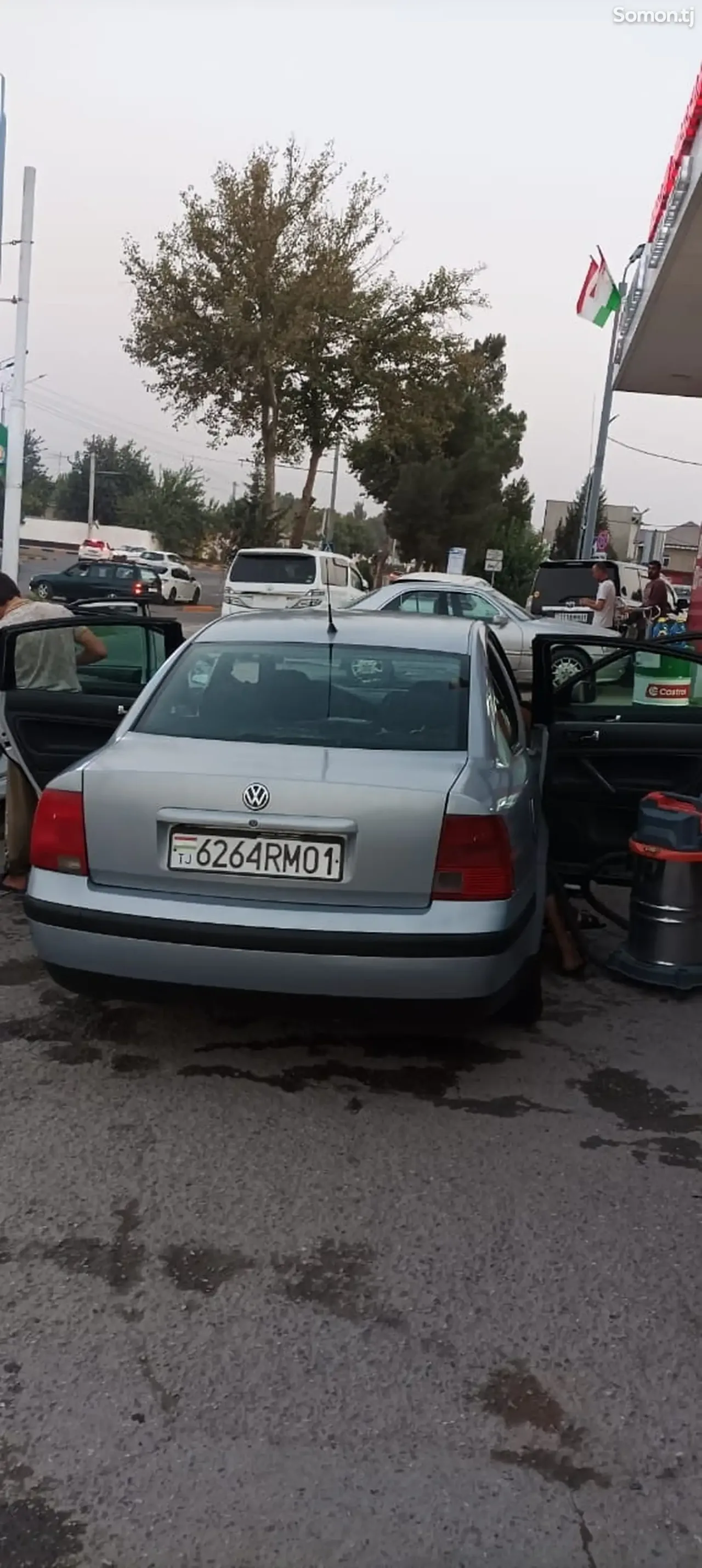 Volkswagen Passat 1997 · 2.0 MT