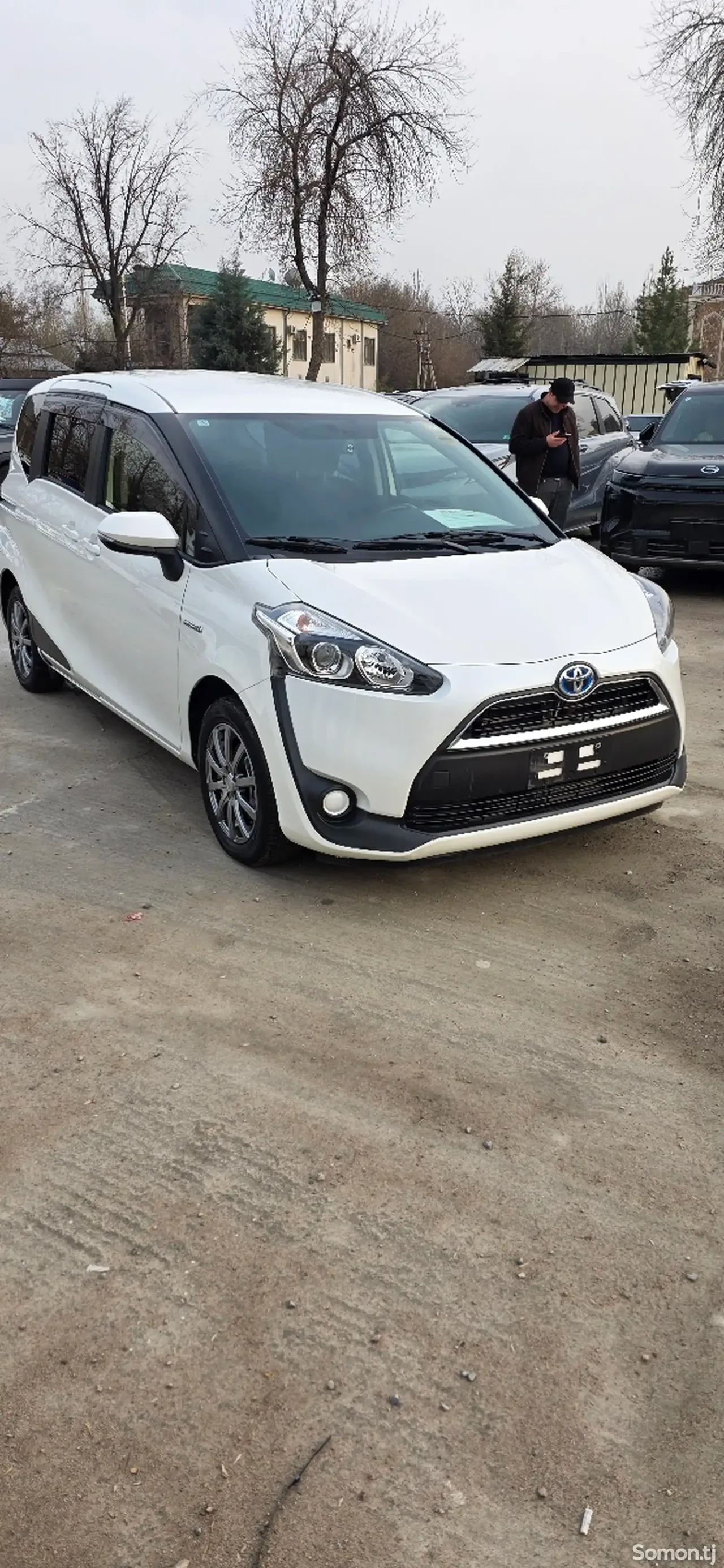 Toyota Sienta 2016 · 1.5 CVT