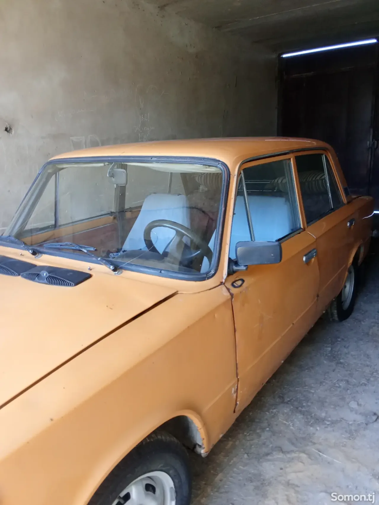 Lada (ВАЗ) 2111 1981 · 1.5 MT
