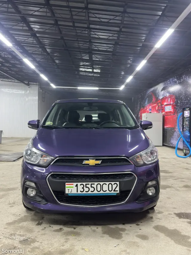 Chevrolet Spark 2016 · 1.0 AT