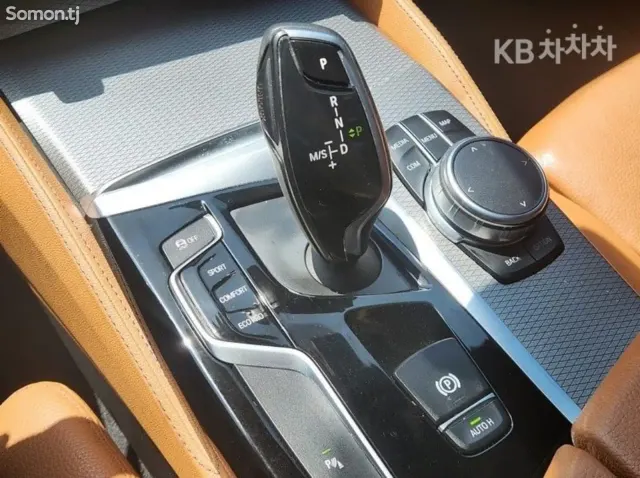 BMW M Coupe 2017 · 2.0 AT