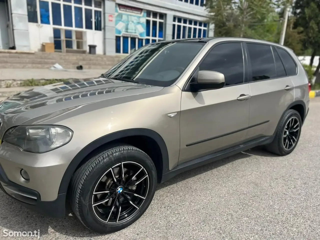 BMW X5 2008 · 3.0 AT