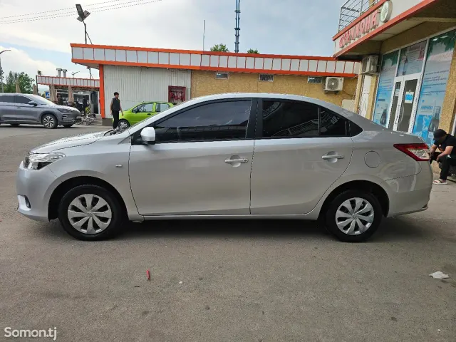 Toyota Yaris 2018 · 1.5 AT