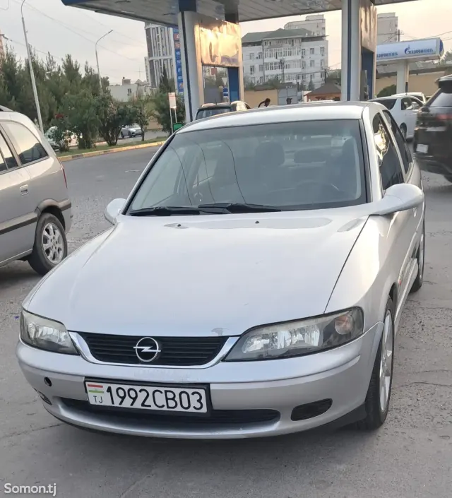 Opel Vectra B 1999 · 1.8 AT