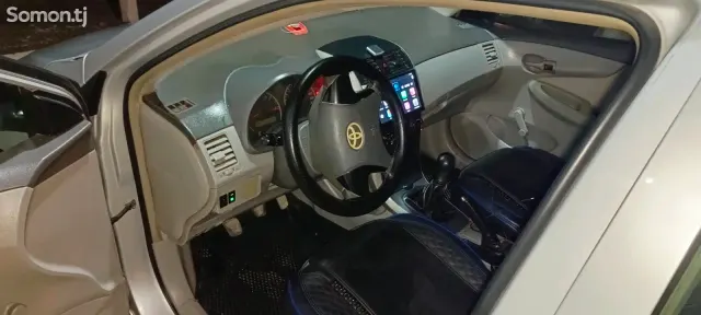 Toyota Corolla 2008 · 1.6 MT