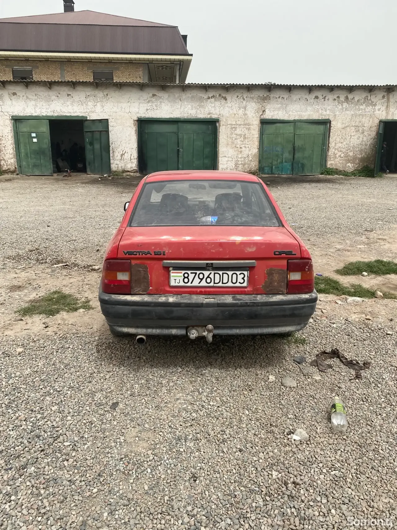 Opel Vectra A 1992 · 1.6 MT