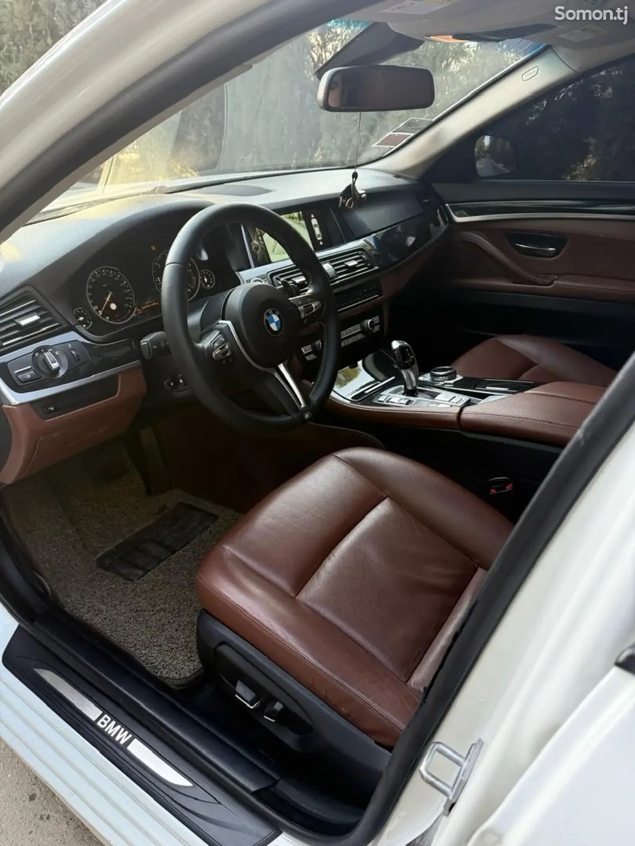 BMW 5 series 2014 · 2.0 AT