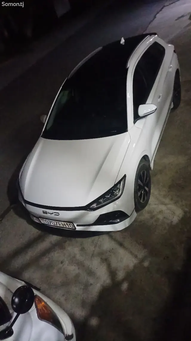 BYD E2 2024 · AT