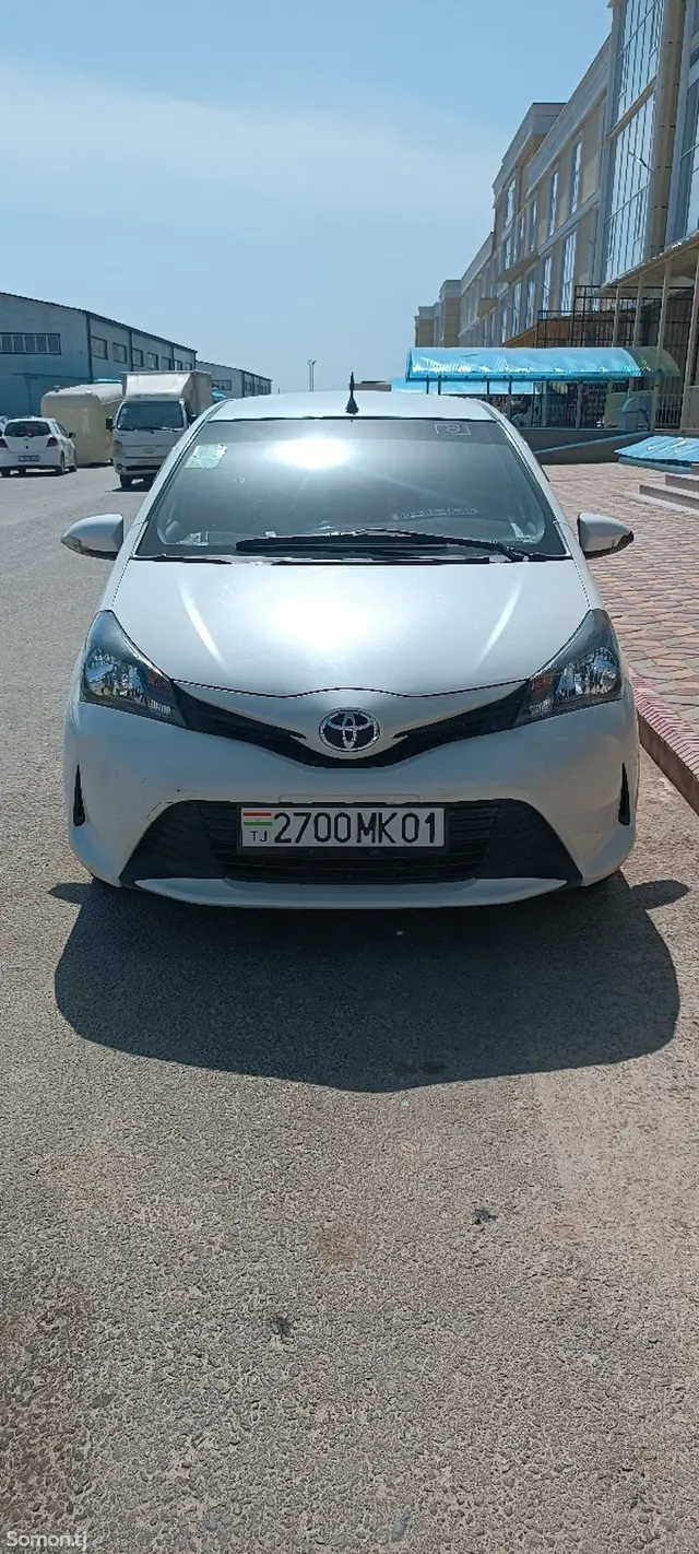 Toyota Vitz 2015 · 1.3 AT