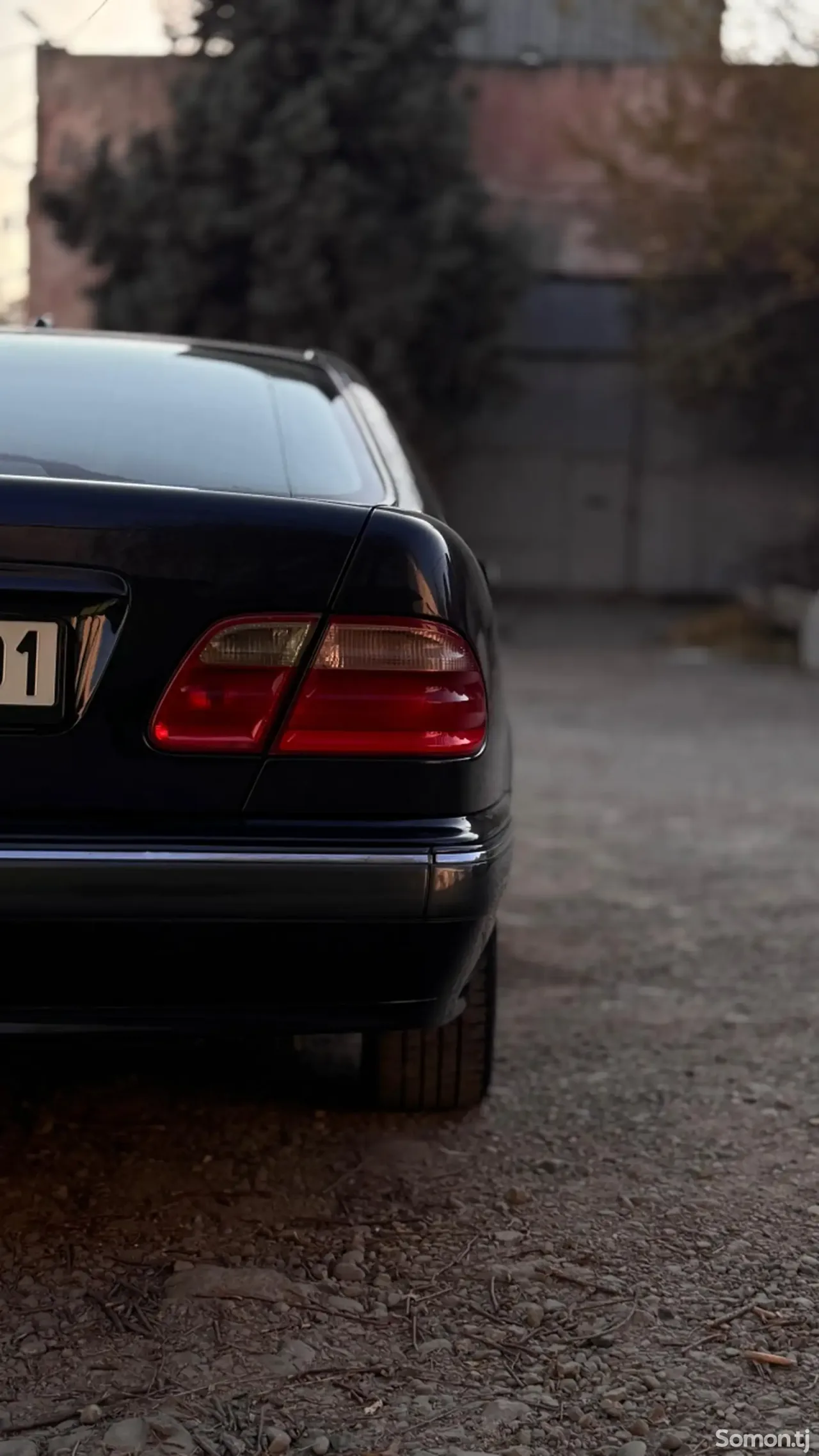 Mercedes-Benz E class 2001 · 2.4 AT