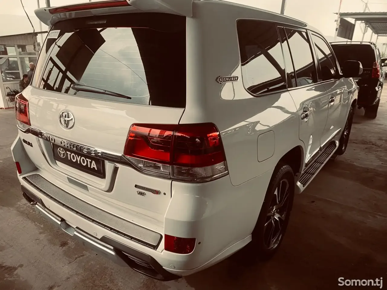 Toyota Land Cruiser 2010 · 4.0 AT