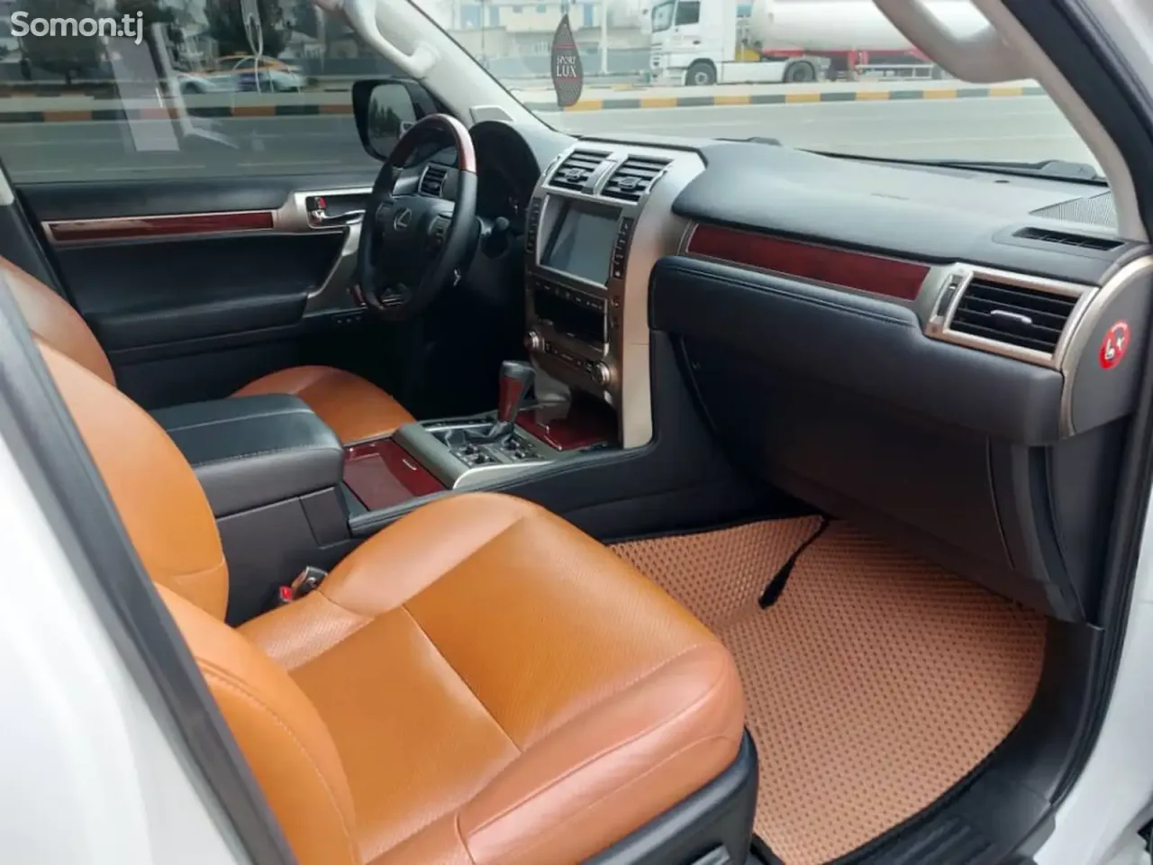 Lexus GX series 2015 · 4.6 AT