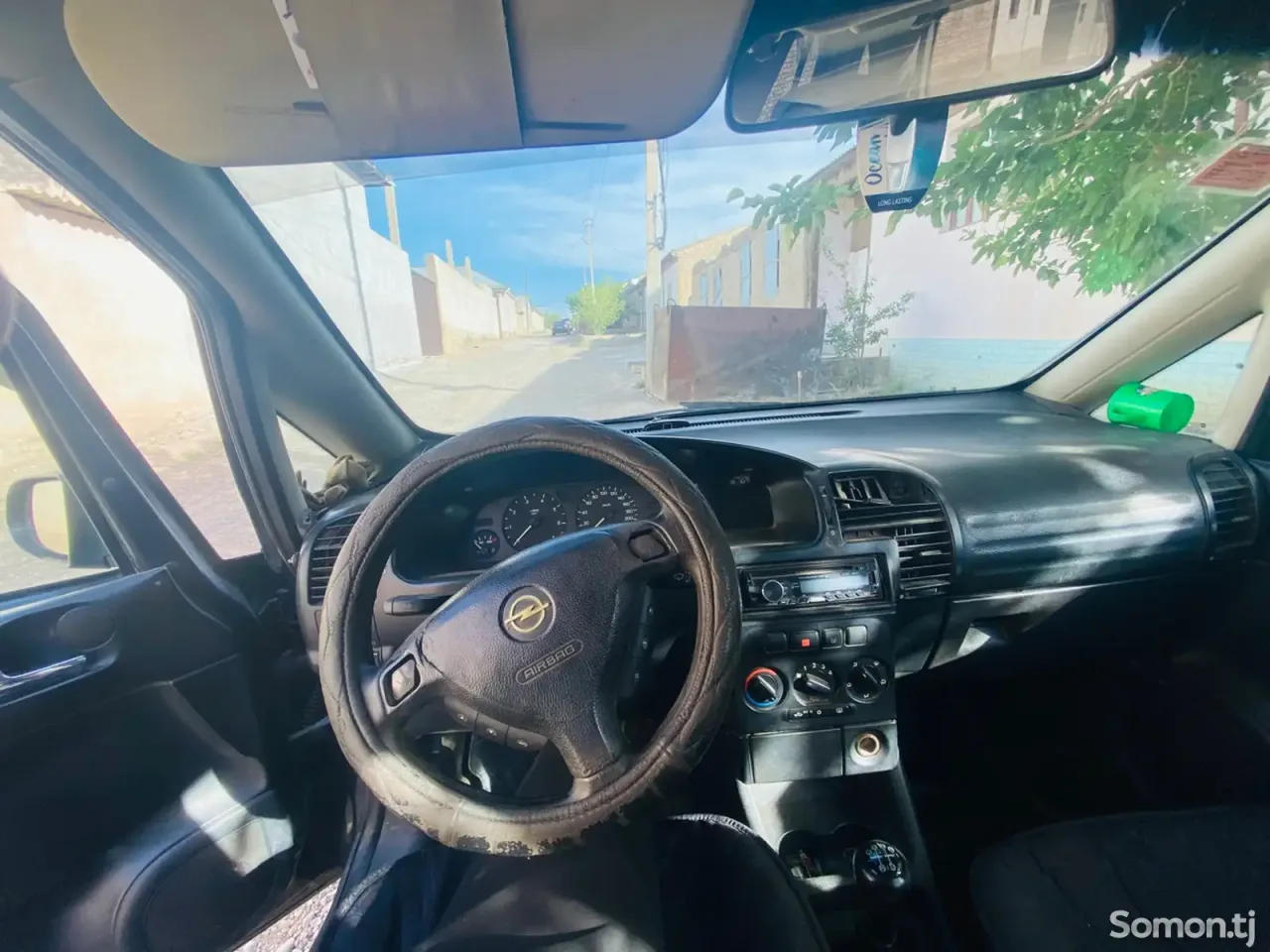 Opel Zafira 2000 · 1.8 MT