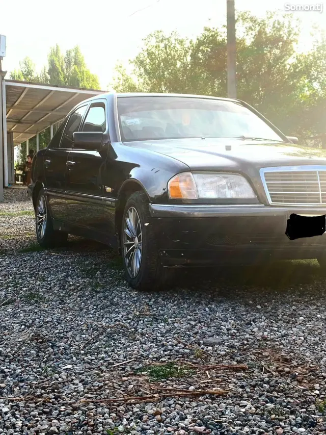 Mercedes-Benz C class 1995 · MT