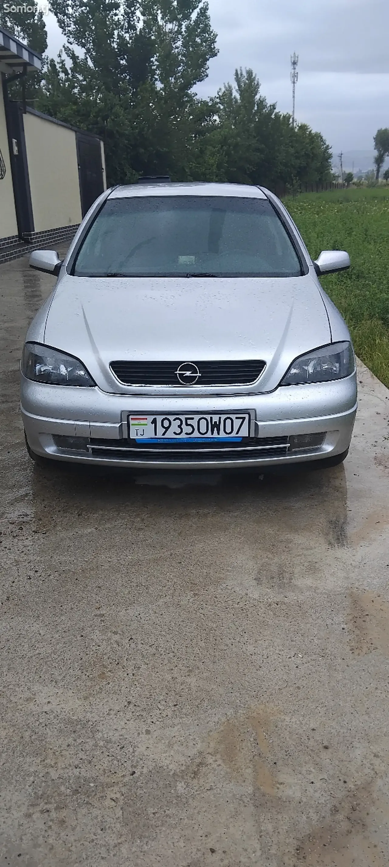 Opel Astra G 1999 · 1.6 MT