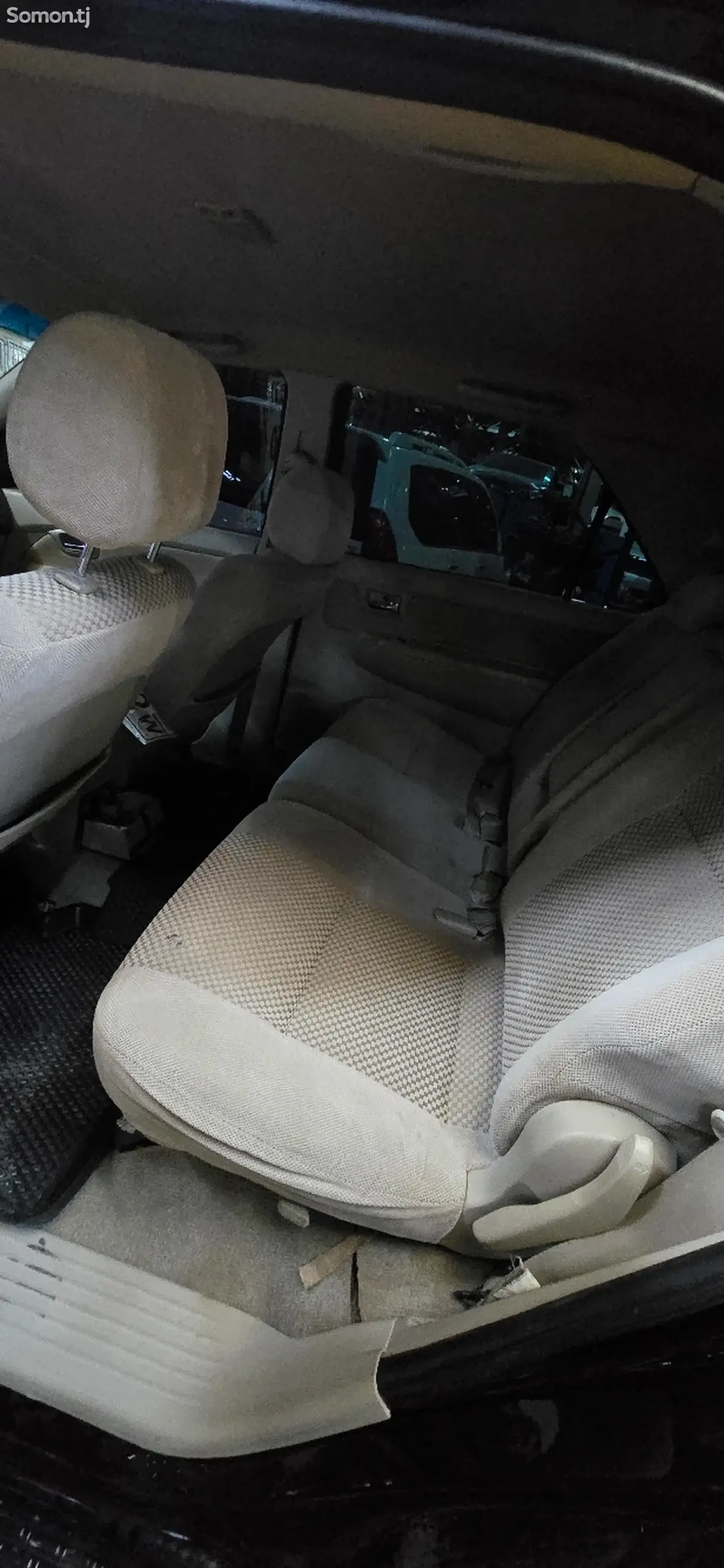 Toyota Fortuner 2008 · 2.7 MT