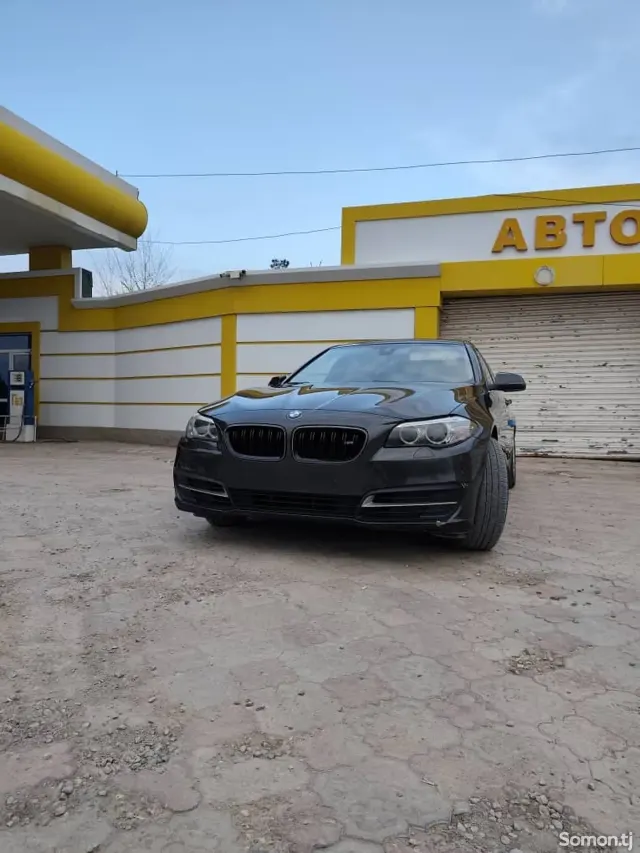 BMW 5 series 2014 · 2.0 AT