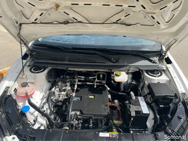BYD E2 2024 · 2.5 AT