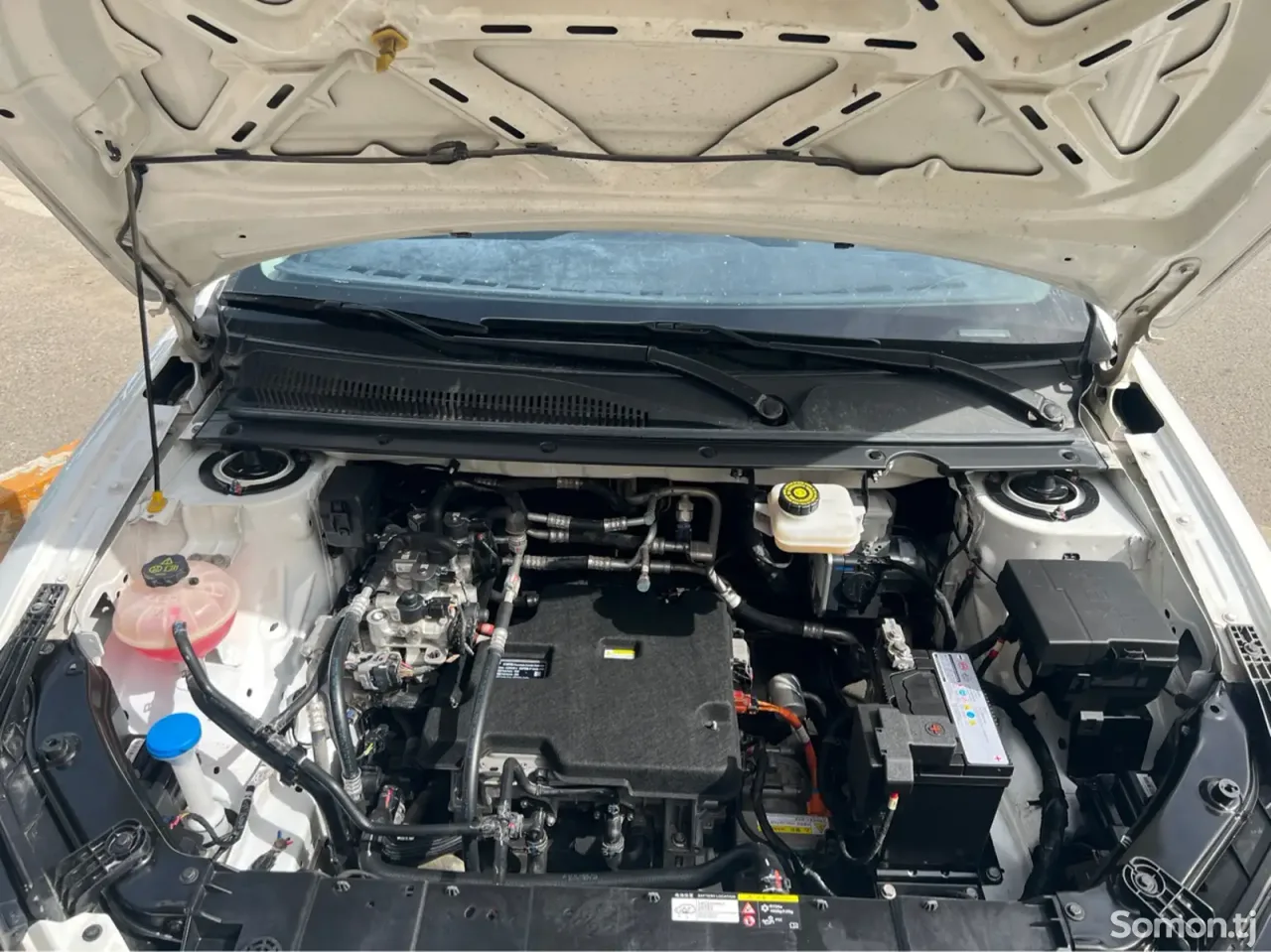 BYD E2 2024 · 2.5 AT