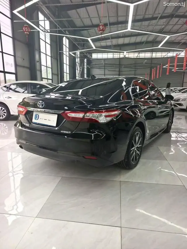 Toyota Camry 2023 · 2.5 AT