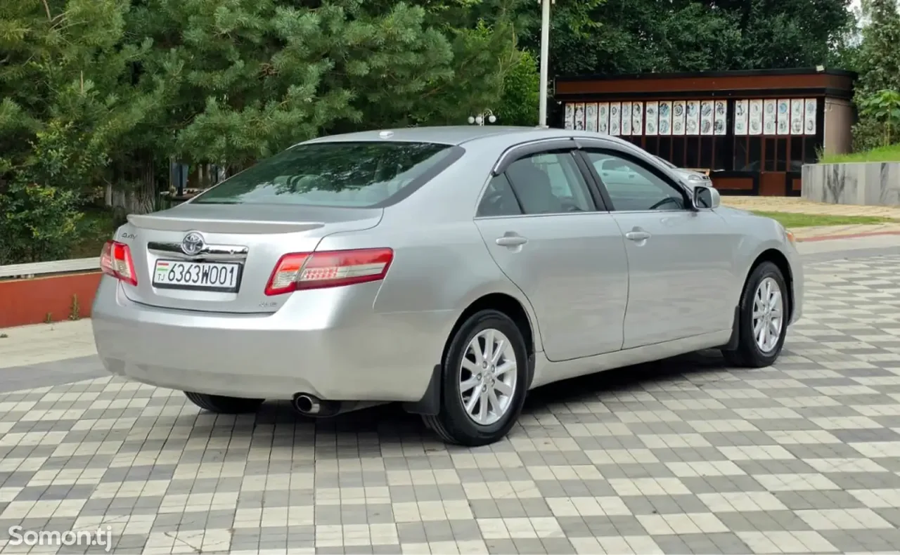 Toyota Camry 2011 · 2.5 AT