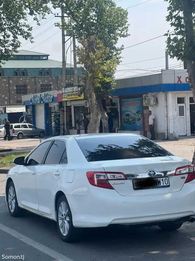 Toyota Camry 2014 · 2.5 AT