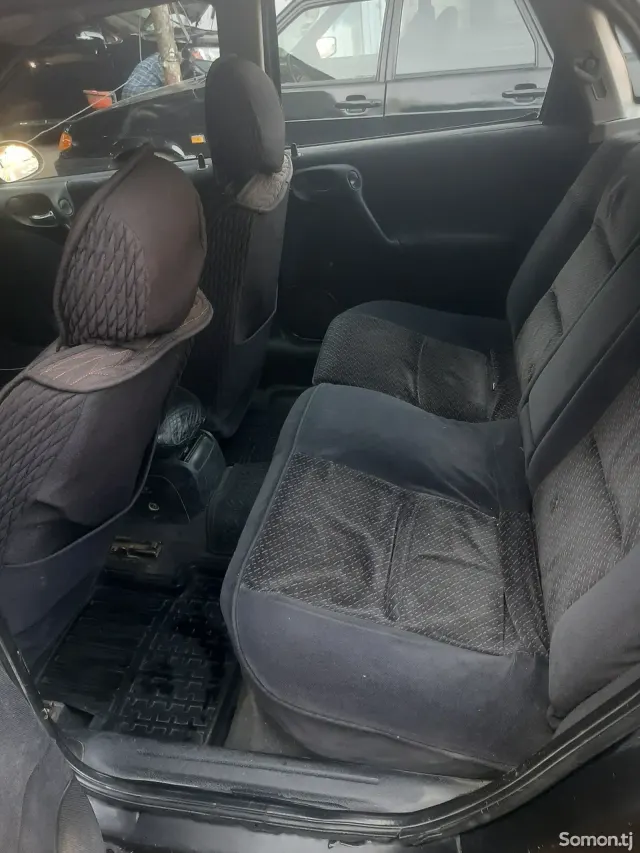 Opel Vectra B 1996 · 1.6 MT