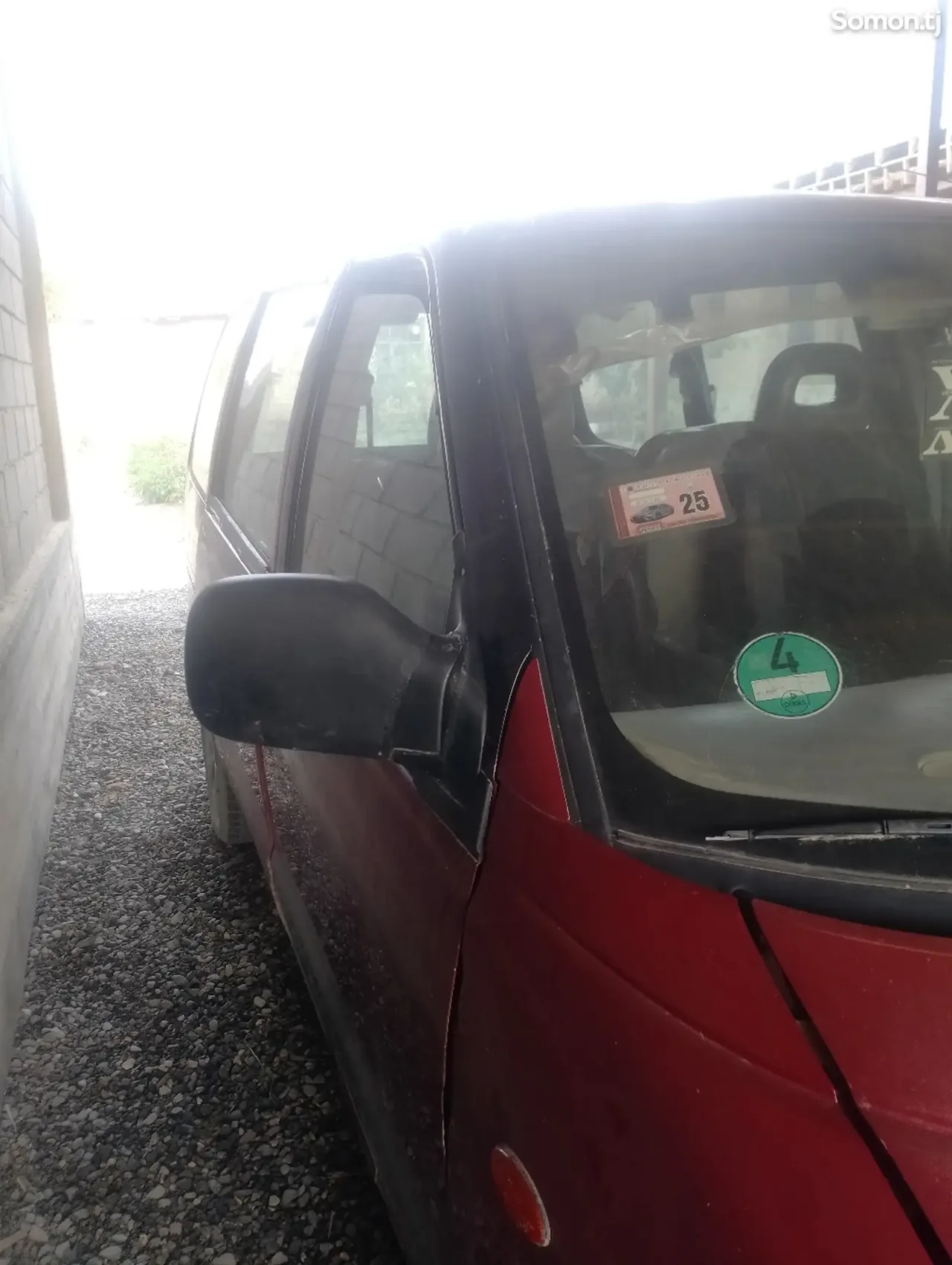 Nissan Serena 1997 · 0.8 MT