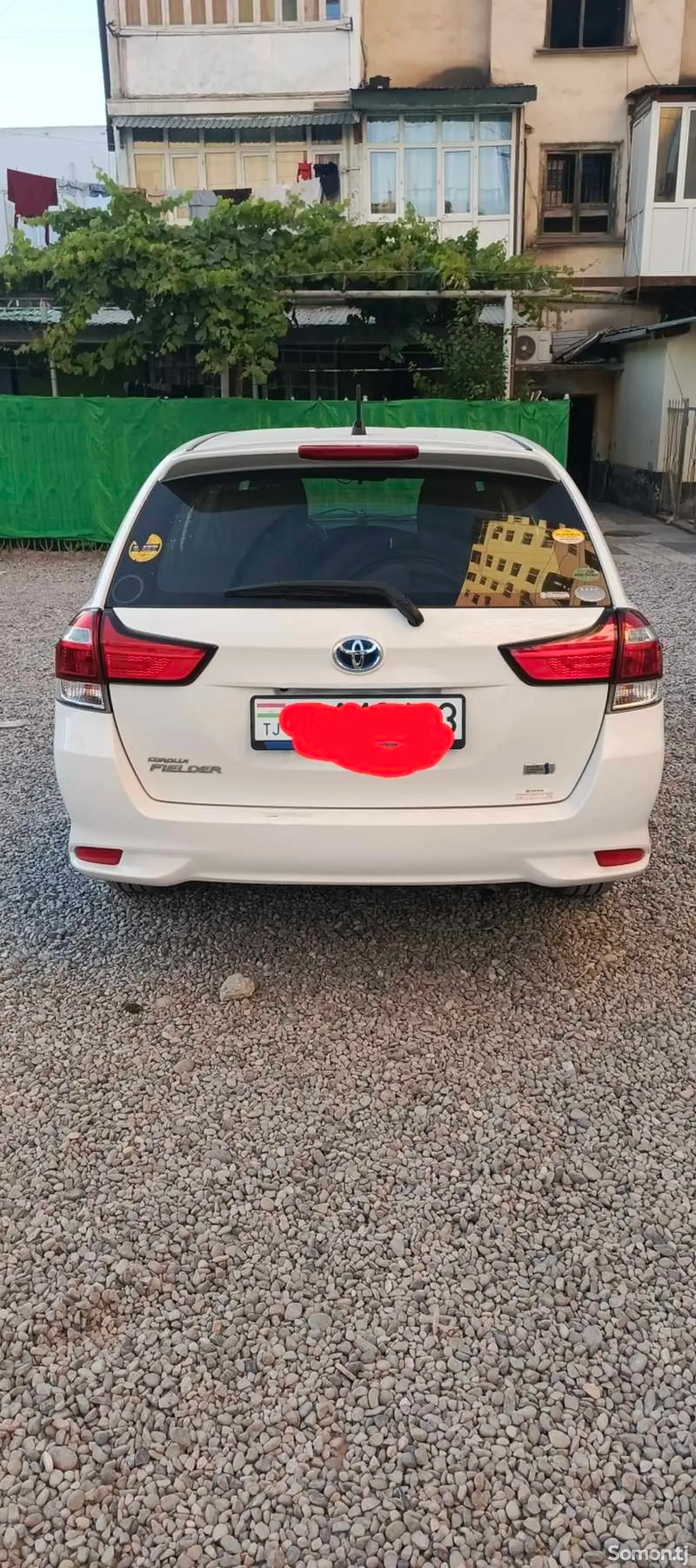 Toyota Fielder 2017 · 1.5 AT