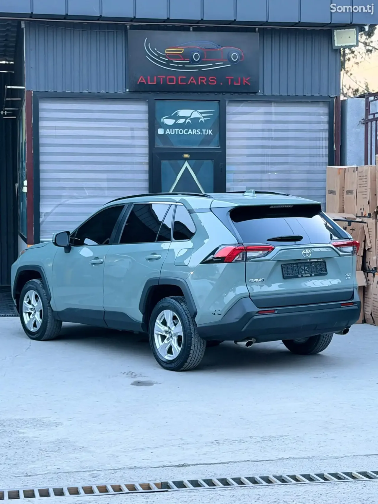 Toyota RAV 4 2020 · 2.5 AT