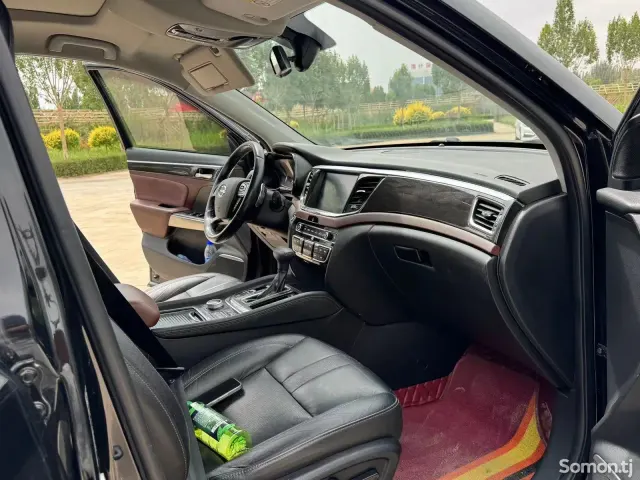 GAC Trumpchi GS8 2018 · 2.0 AT