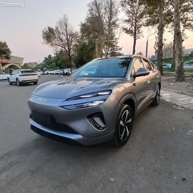 BYD Song Plus 2025 · AT
