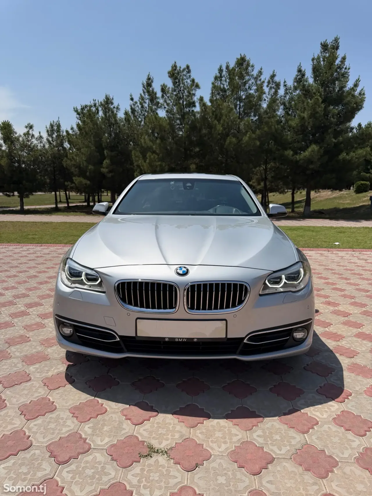 BMW 5 series 2015 · 2.0 AT