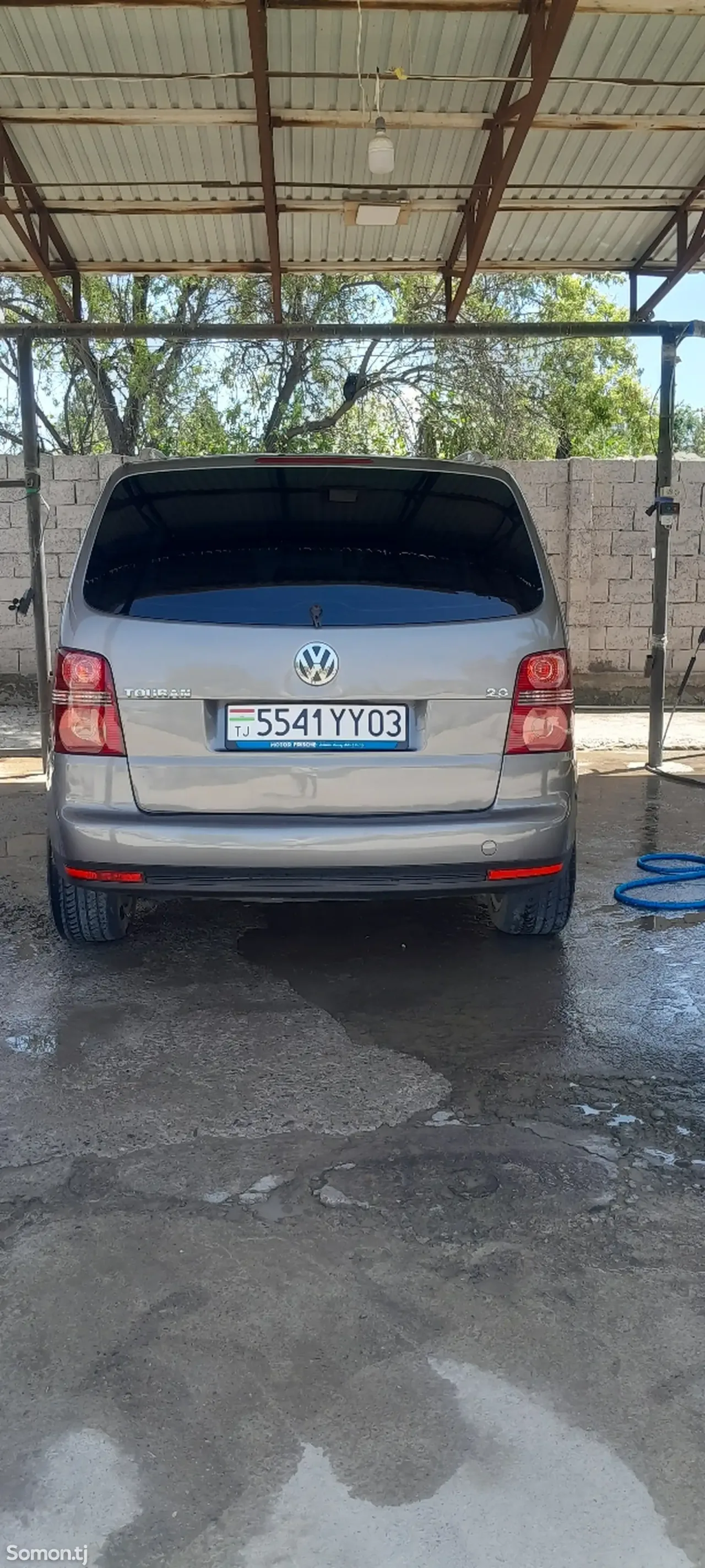 Volkswagen Touran 2007 · 2.0 AT