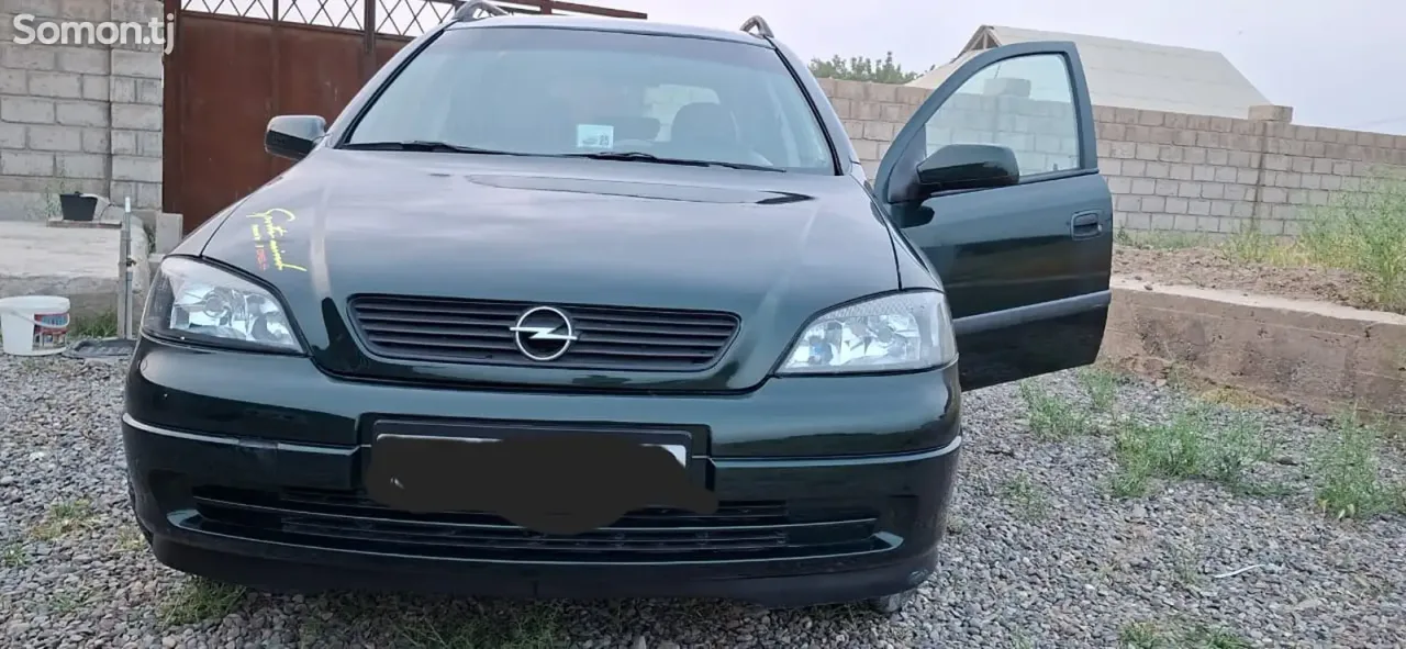 Opel Astra G 2000 · 1.6 MT